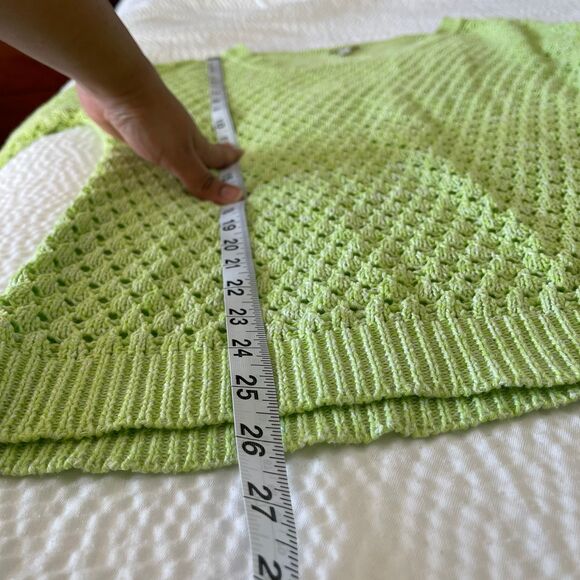 GB Gianni Bini Women's Neon Green Stretch Open Knit Top Sweater Size M - Picture 7 of 8